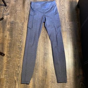 Tights, great condition, never worn, too big, size 4 lululemon.